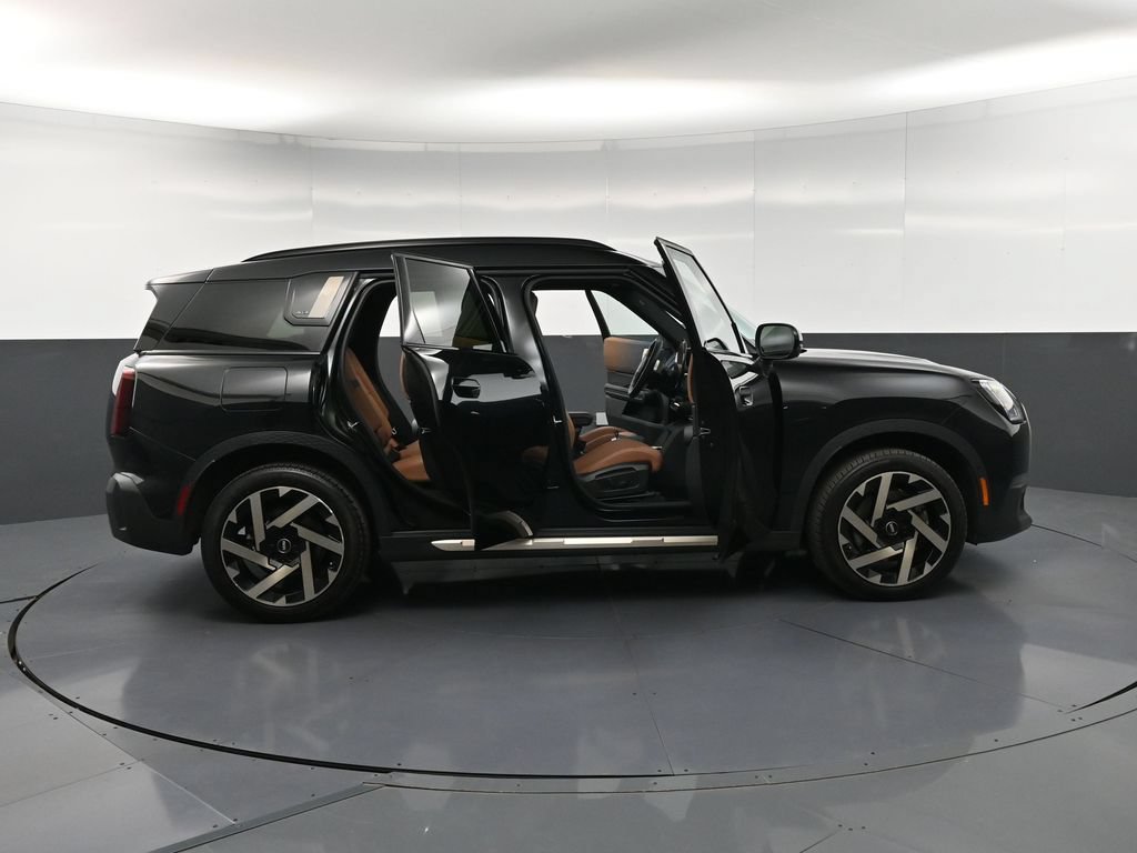 Used 2025 MINI Cooper Countryman S w/ Comfort Package Max AWD/4WD image 35