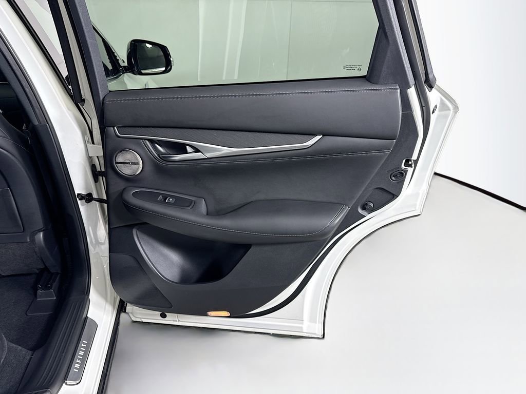 Used 2023 INFINITI QX55 Sensory w/ Lighting Package image 27