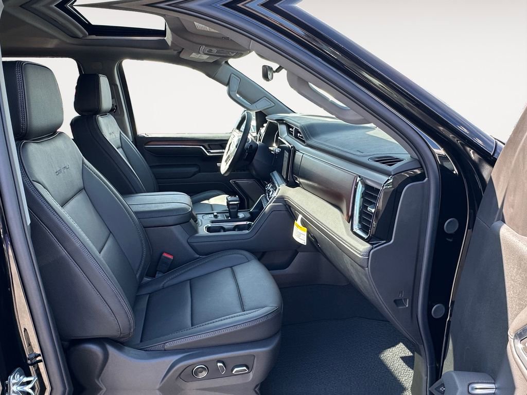 New 2026 GMC Sierra 1500 Denali w/ Technology Package AWD/4WD image 15