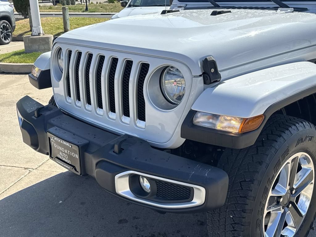 Used 2022 Jeep Wrangler Unlimited Sahara AWD/4WD image 31
