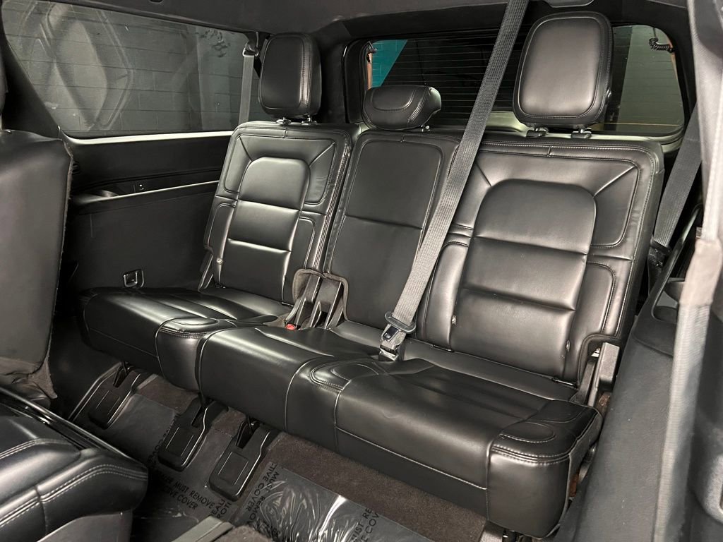 Used 2020 Lincoln Navigator L Reserve w/ Luxury Package image 28
