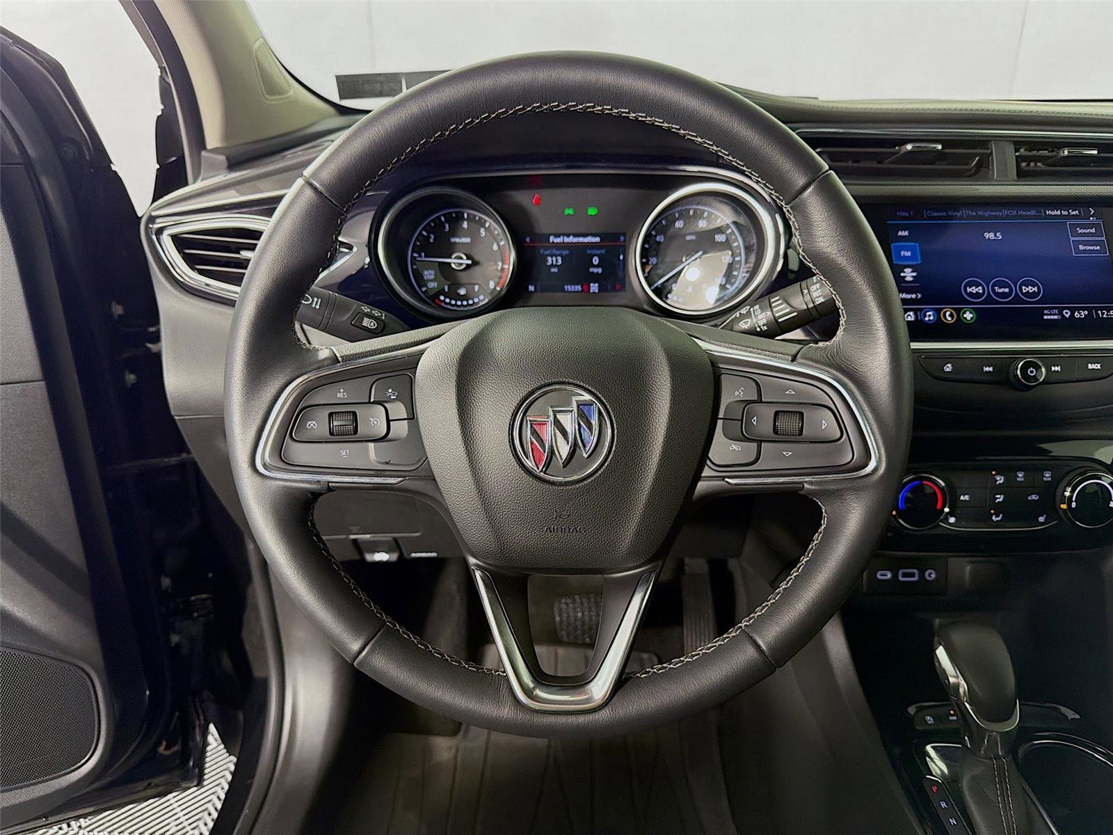 Used 2023 Buick Encore GX Preferred w/ Cold Weather Comfort Package image 12