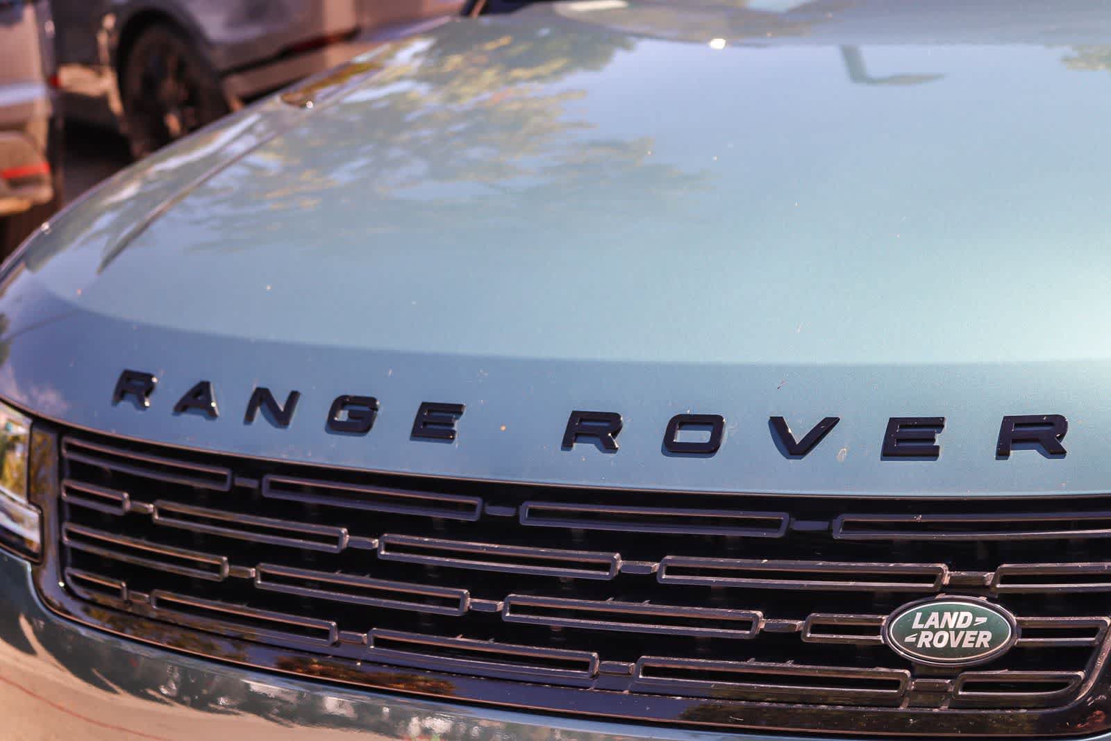 Used 2023 Land Rover Range Rover Sport SE AWD/4WD image 11