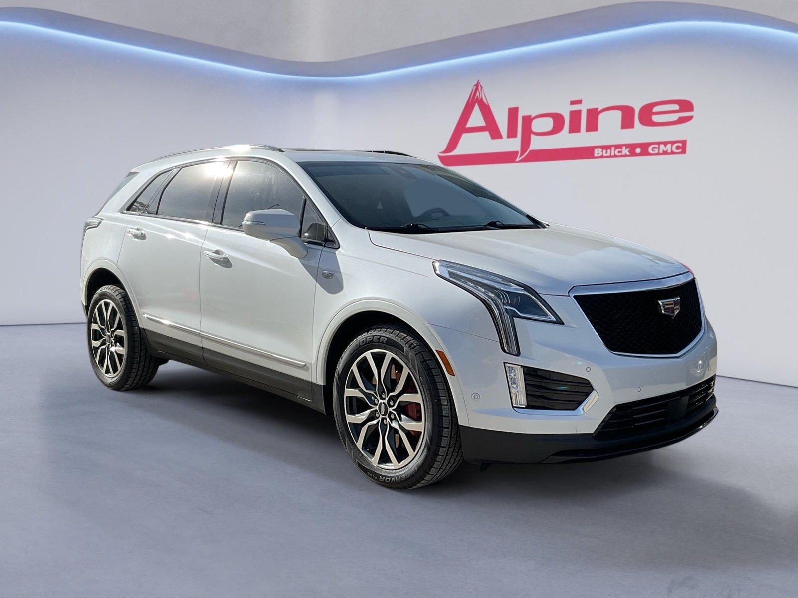 Certified 2023 Cadillac XT5 Sportv w/ Platinum Package AWD/4WD image 7