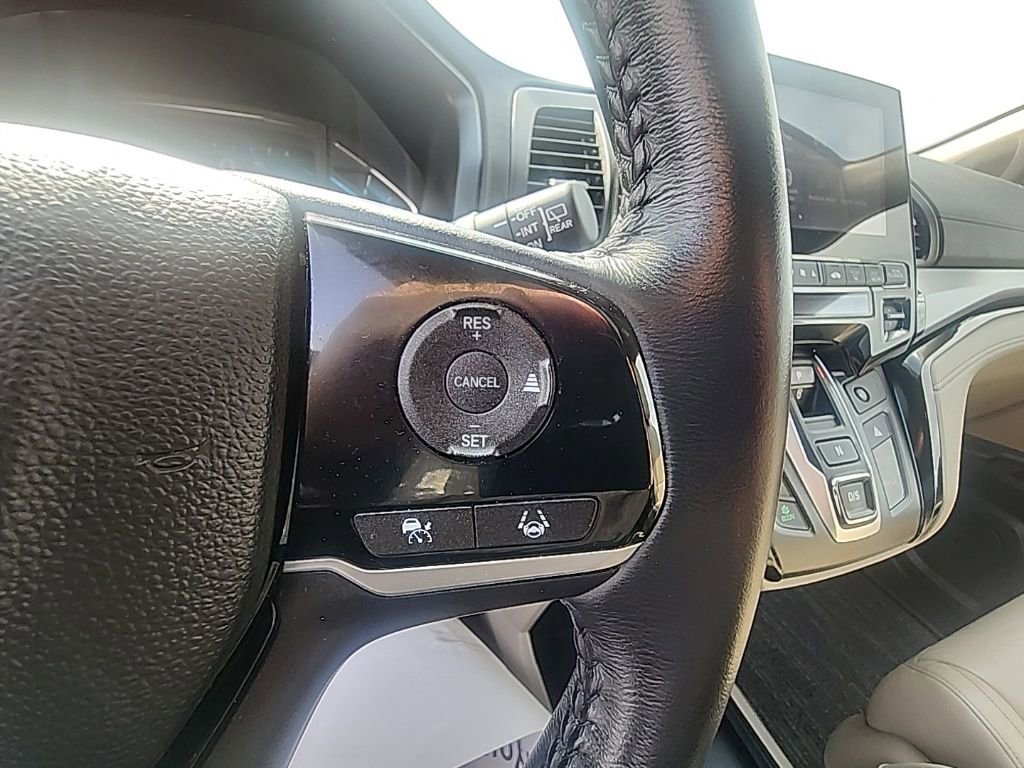Certified 2023 Honda Odyssey Touring image 18