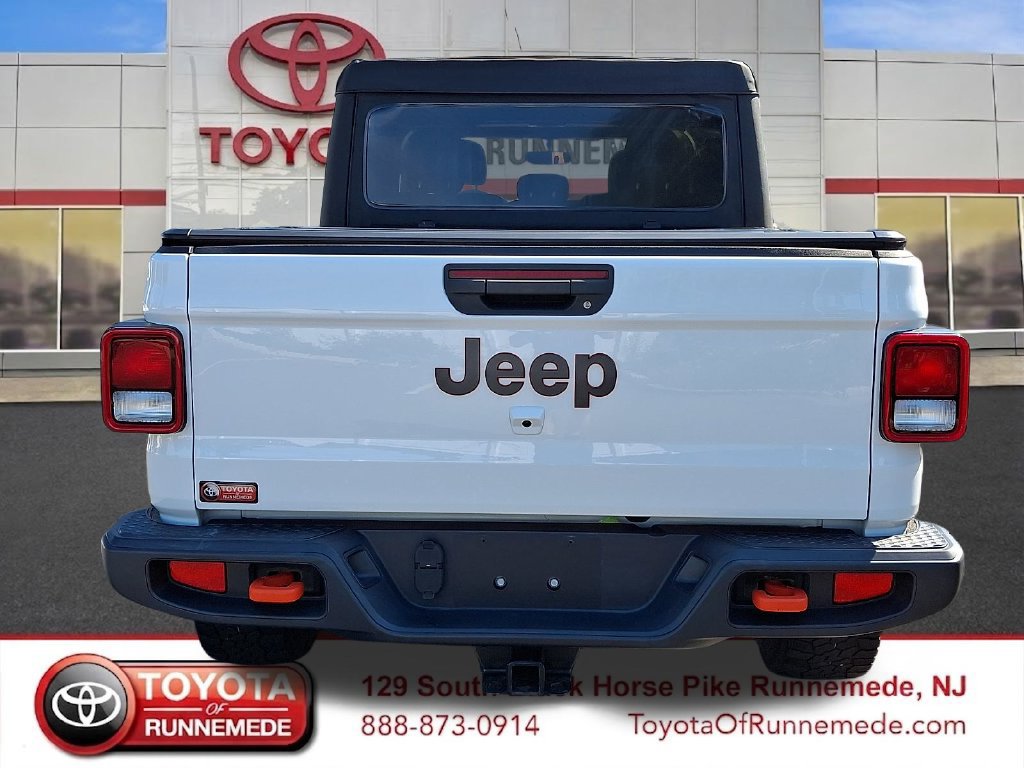 Used 2022 Jeep Gladiator Mojave w/ Cold Weather Group AWD/4WD image 5