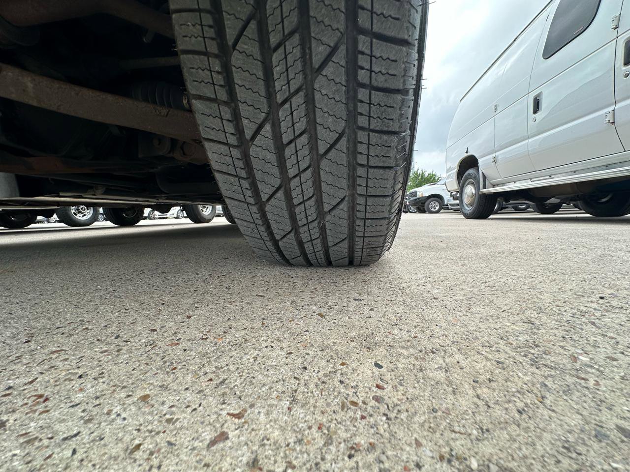 Used 2005 GMC Yukon XL Denali AWD/4WD image 53