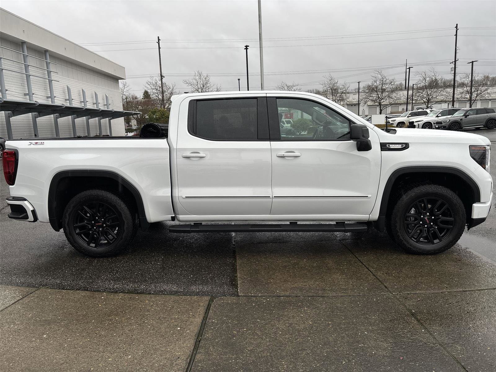 Used 2025 GMC Sierra 1500 Elevation w/ Preferred Package image 5
