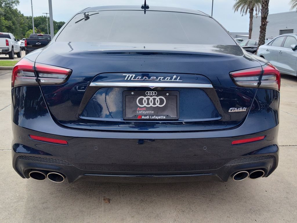 Used 2023 Maserati Ghibli Modena RWD image 6