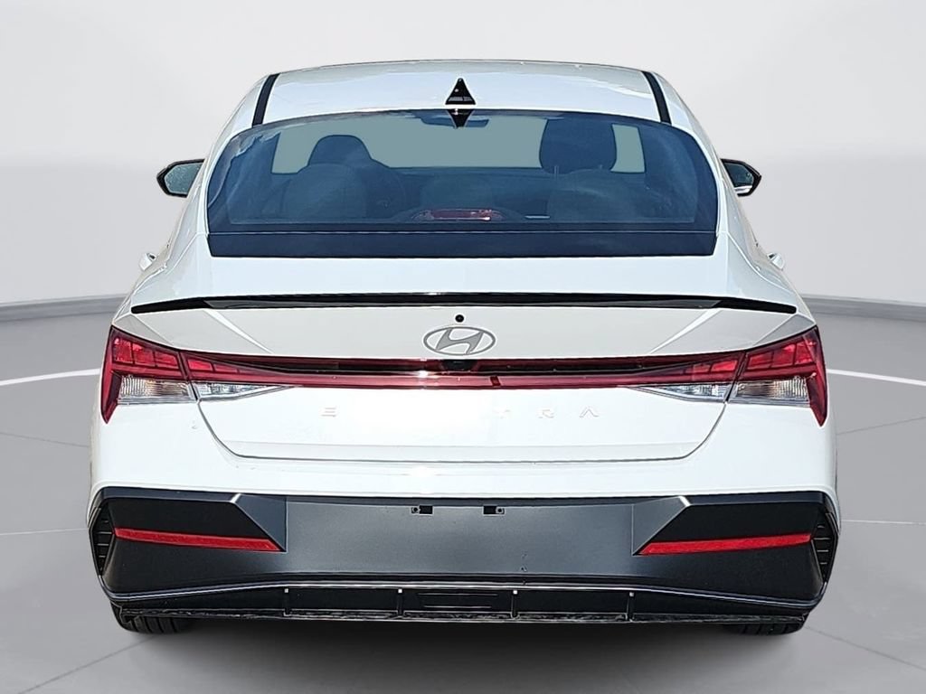New 2026 Hyundai Elantra SEL Sport Premium FWD image 6