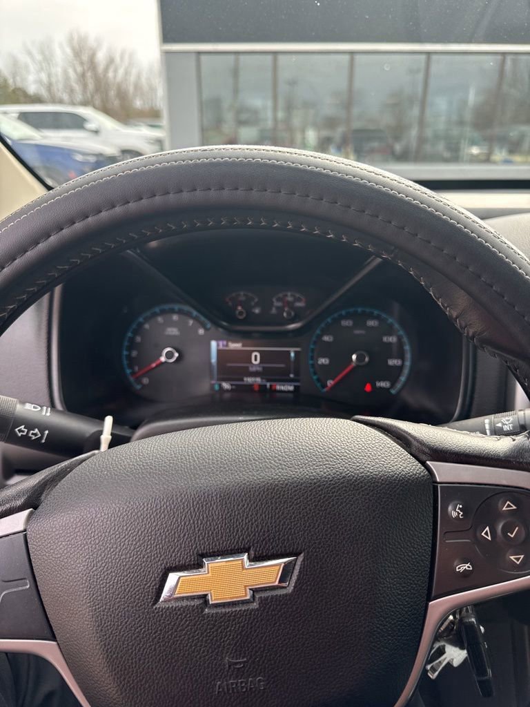 Used 2016 Chevrolet Colorado LT w/ LT Convenience Package image 2