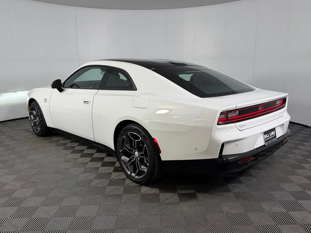 Used 2024 Dodge Charger Daytona R/T w/ Plus Group AWD/4WD image 9