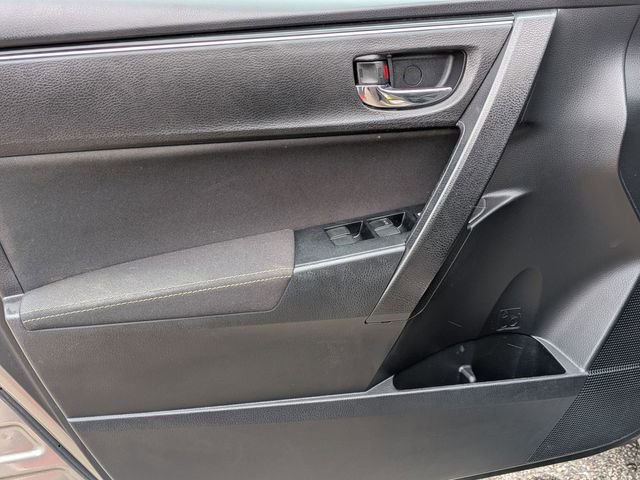 Used 2019 Toyota Corolla LE FWD image 13