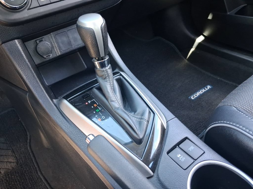 Used 2015 Toyota Corolla S FWD image 18