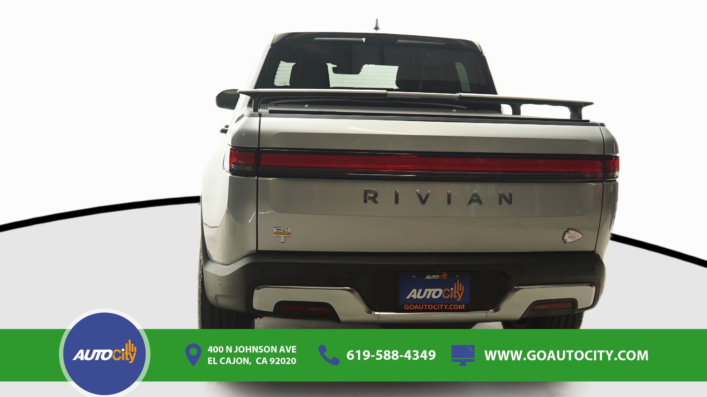 Used 2022 Rivian R1T Adventure AWD/4WD image 15