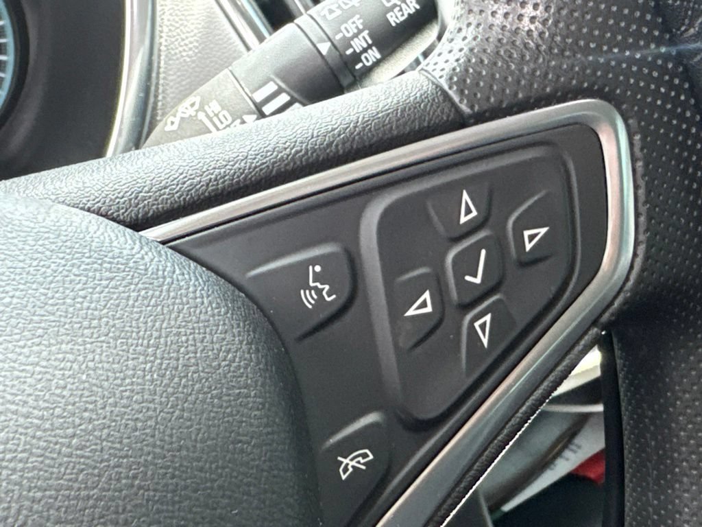 Used 2022 Chevrolet Equinox LS FWD image 11