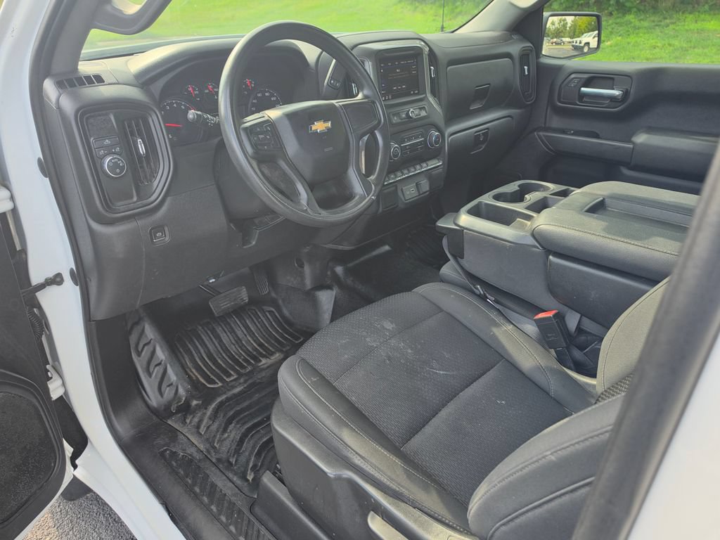 Used 2022 Chevrolet Silverado 1500 W/T RWD image 11