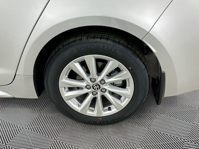 New 2026 Toyota Corolla LE w/ LE Premium Package image 17
