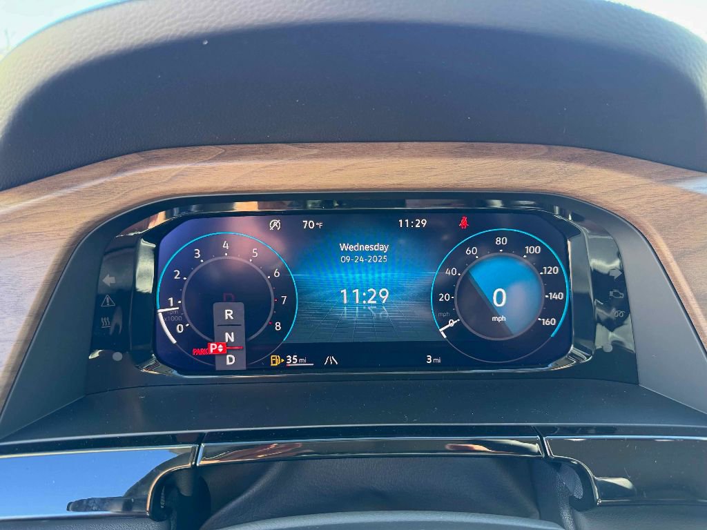 New 2026 Volkswagen Atlas SE image 15