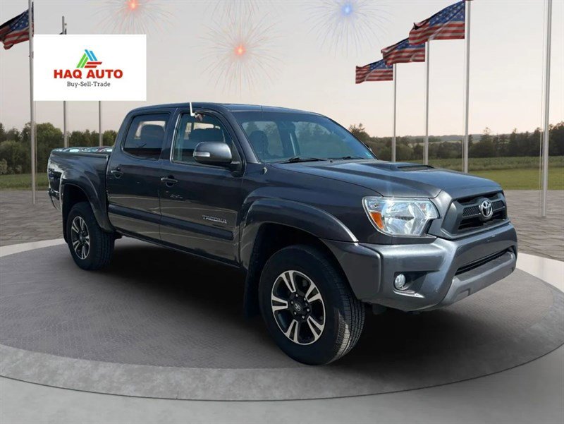Used 2014 Toyota Tacoma 4x4 Double Cab w/ TRD Sport Package image 3