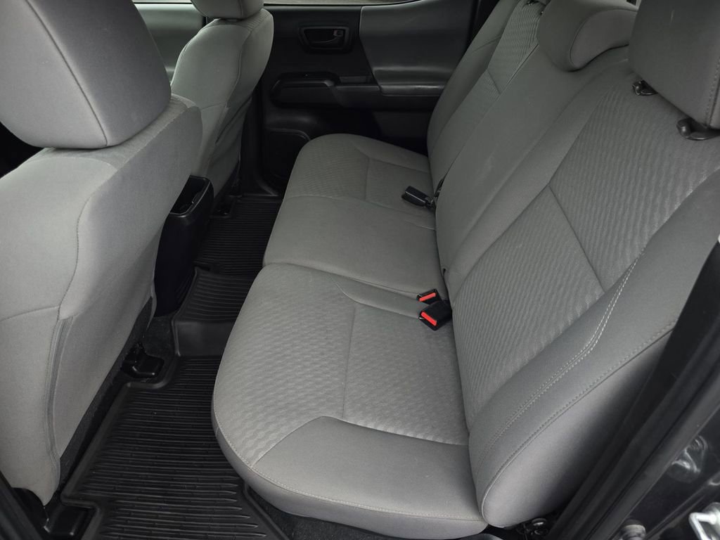Used 2023 Toyota Tacoma SR AWD/4WD image 29