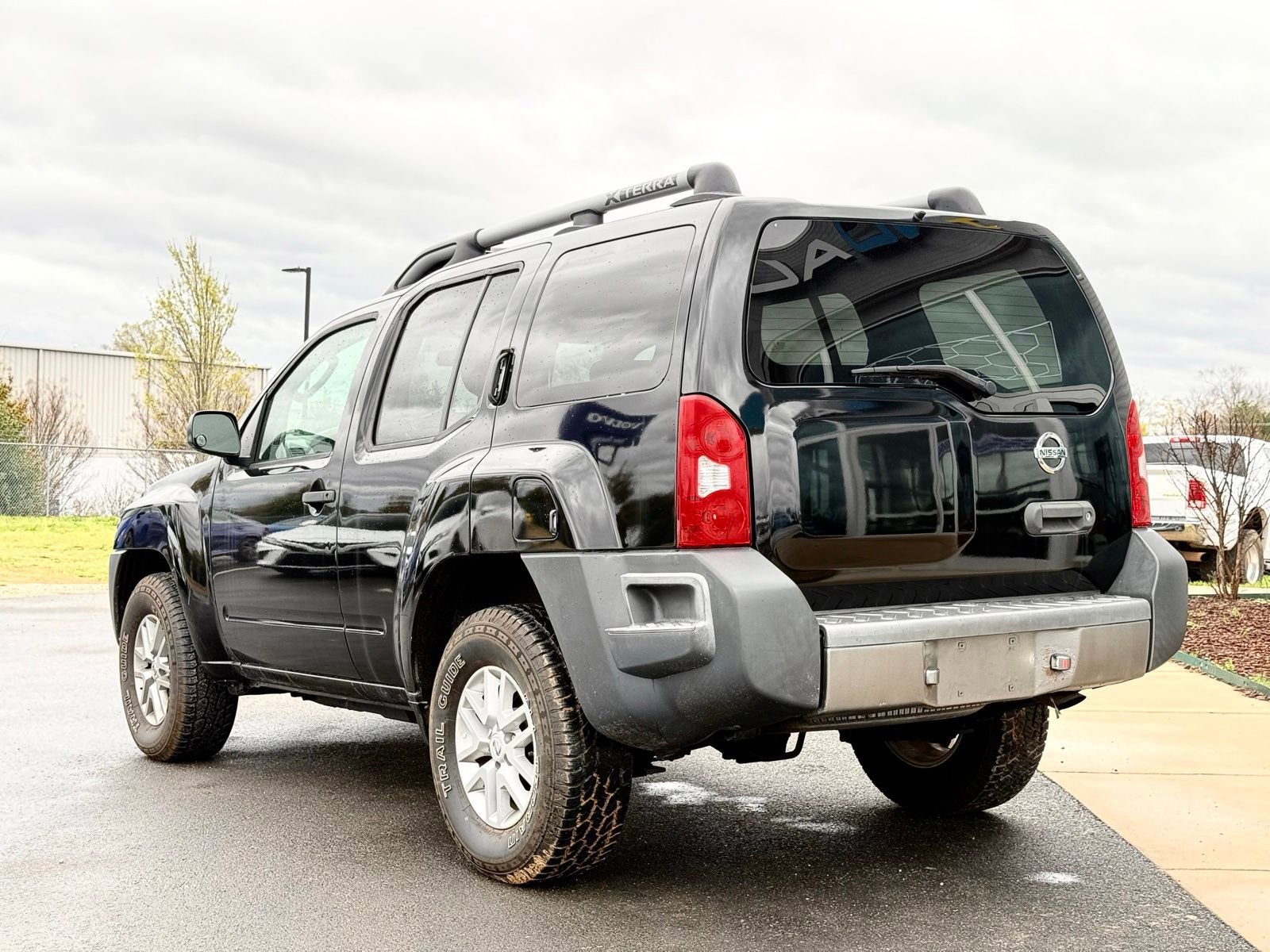 Used 2011 Nissan Xterra X AWD/4WD image 9