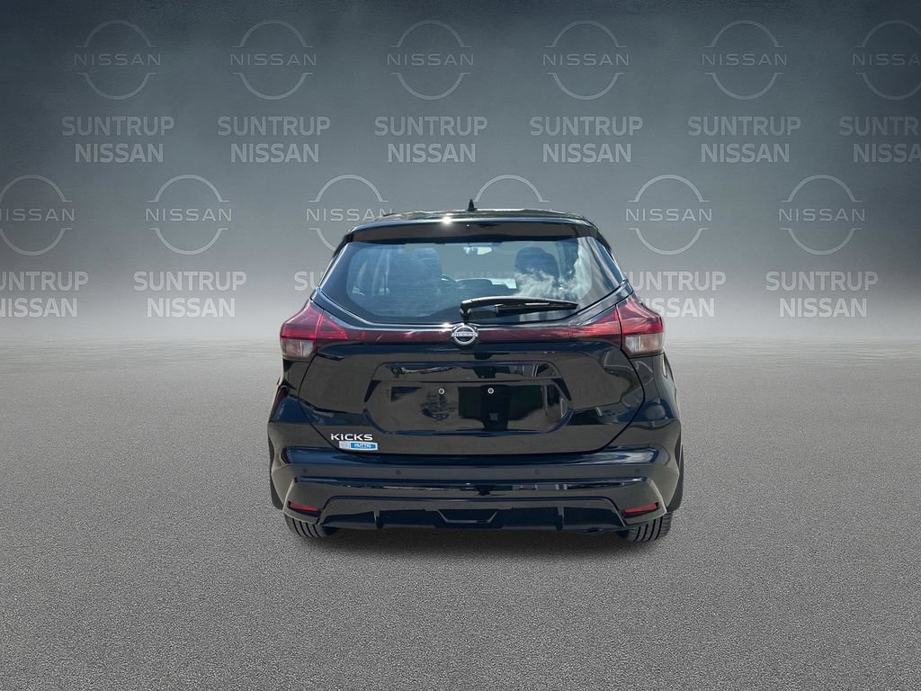Certified 2022 Nissan Kicks S FWD image 33