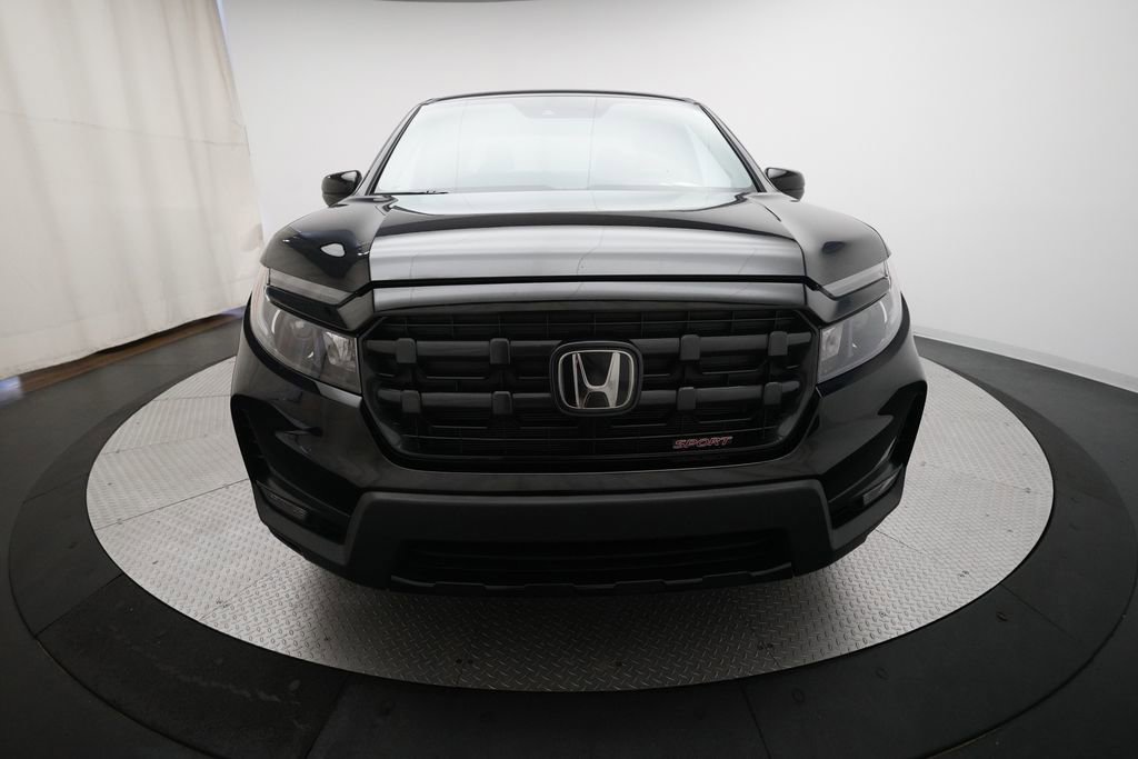 Used 2024 Honda Ridgeline Sport image 11