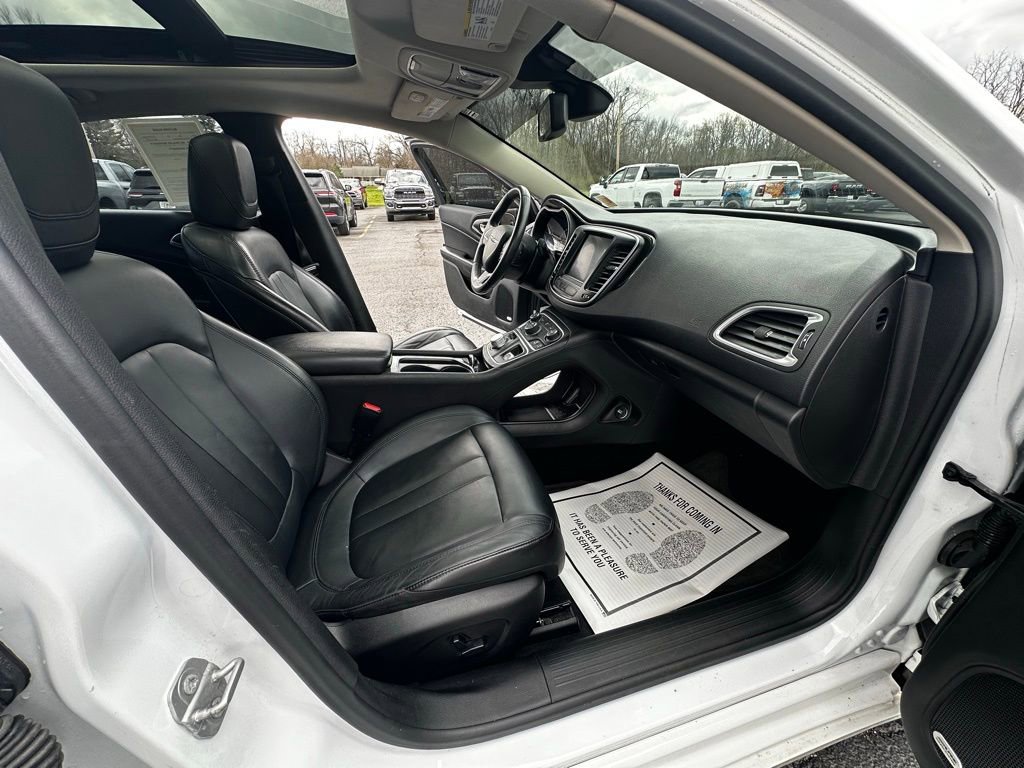 Used 2015 Chrysler 200 C w/ Navigation & Sound Group I image 22