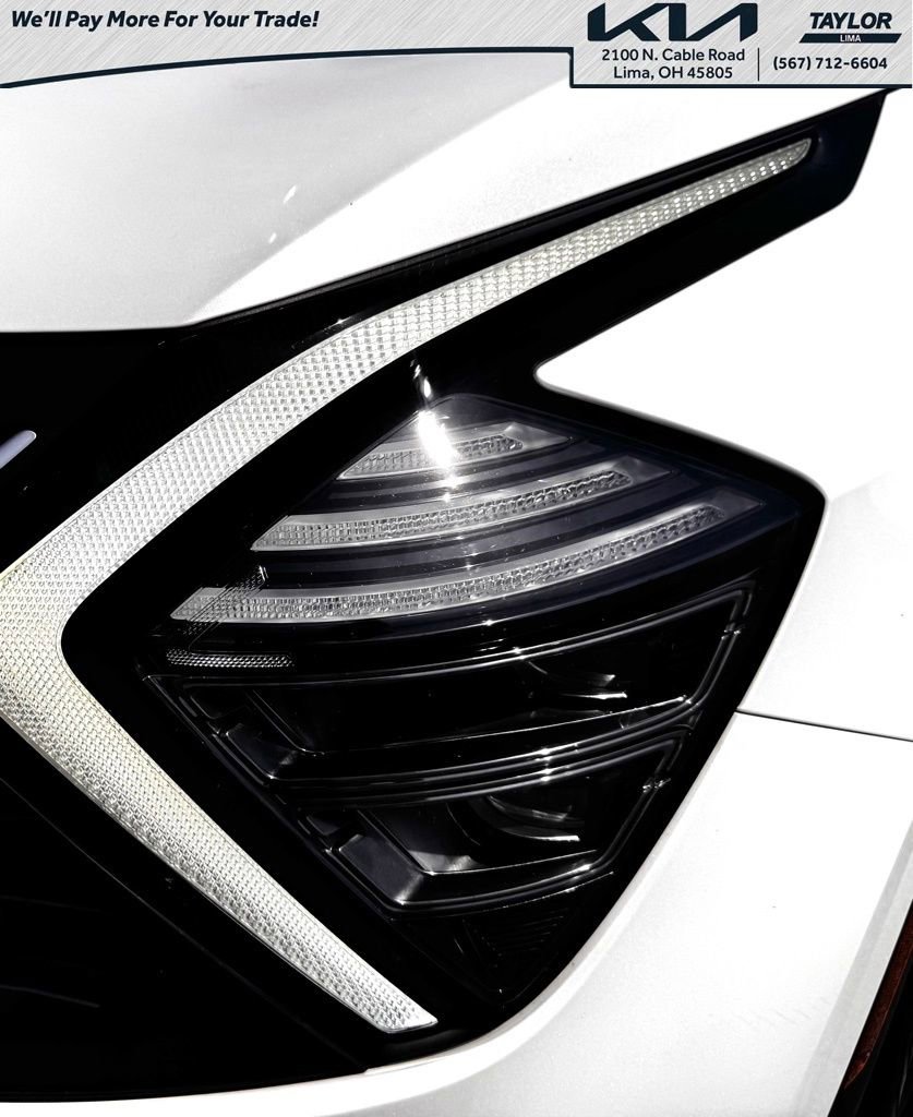 Used 2024 Kia Sportage LX image 20