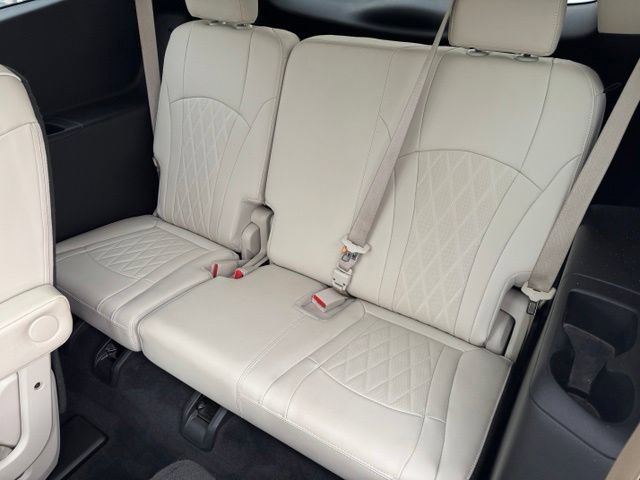 Certified 2022 Buick Enclave Avenir AWD/4WD image 11
