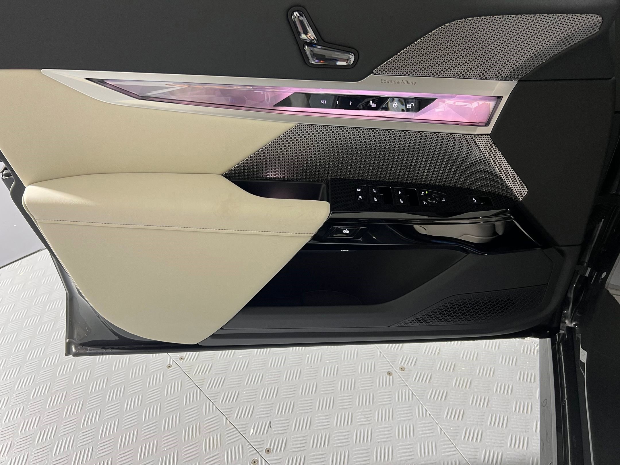 New 2026 BMW 760i xDrive w/ Executive Package image 22