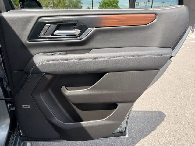 Used 2025 GMC Yukon Denali image 14