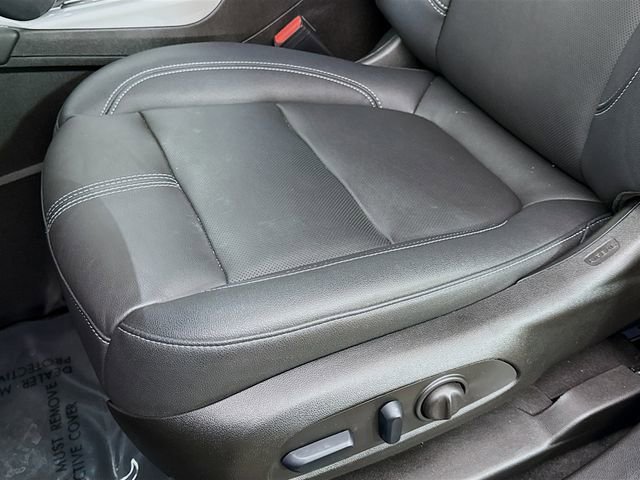 Used 2024 Chevrolet Blazer LT w/ Midnight/Sport Edition image 21