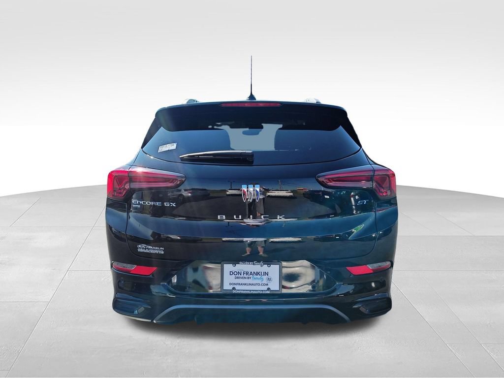 Used 2024 Buick Encore GX Sport Touring w/ Comfort Package AWD/4WD image 4