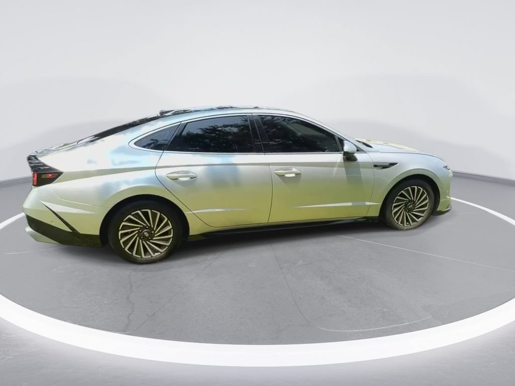 Used 2024 Hyundai Sonata Limited FWD image 9