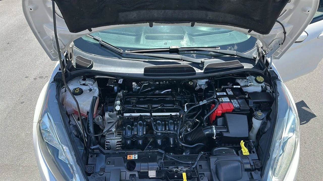 Used 2017 Ford Fiesta SE FWD image 32