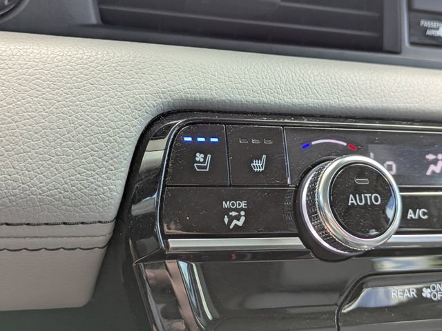 Used 2023 Honda Pilot Elite image 29