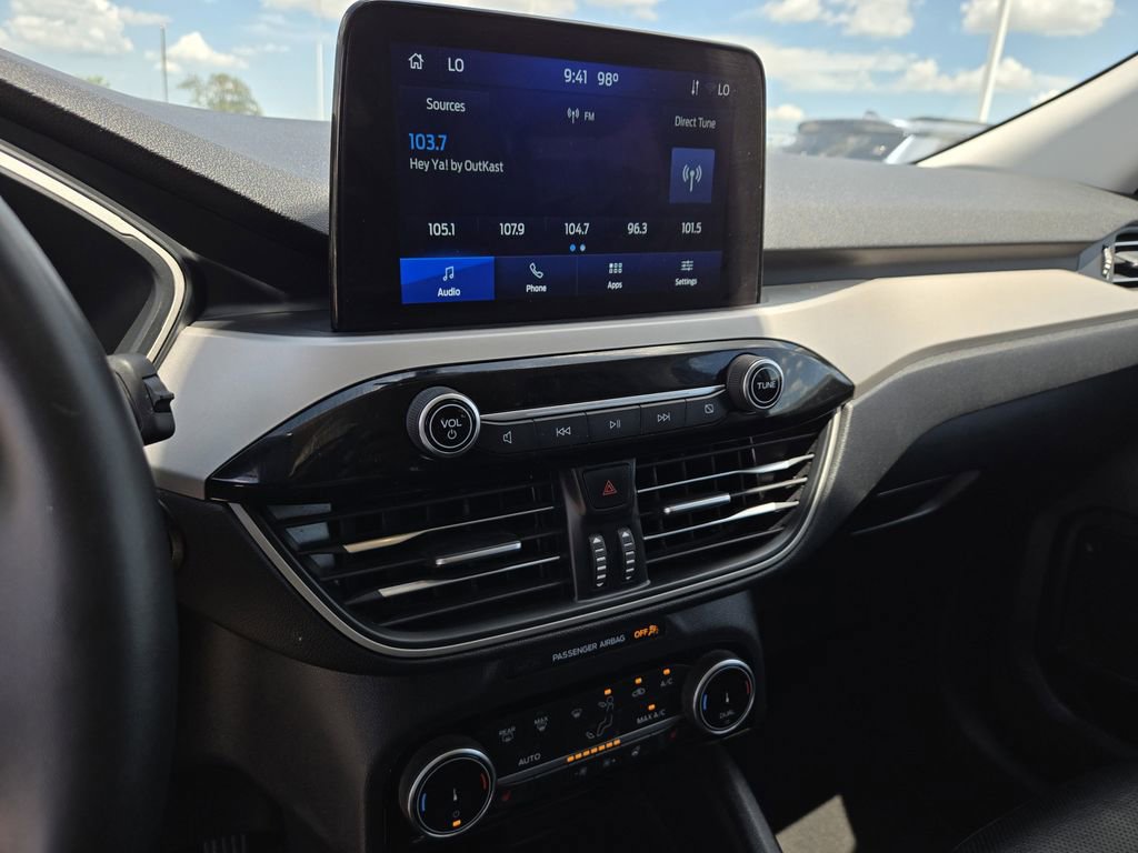 Used 2022 Ford Escape SEL image 13