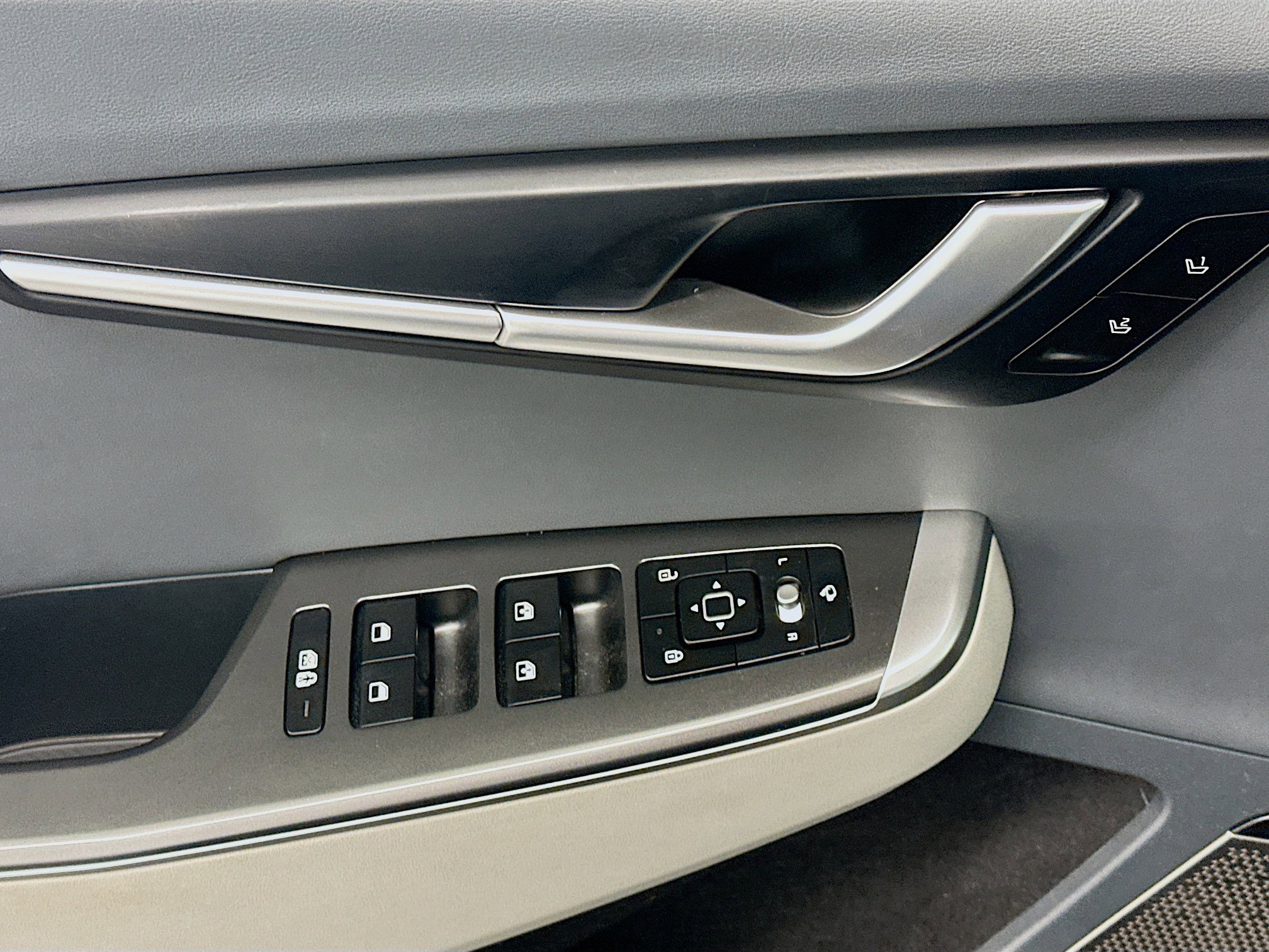 Used 2024 Kia EV6 Wind image 15