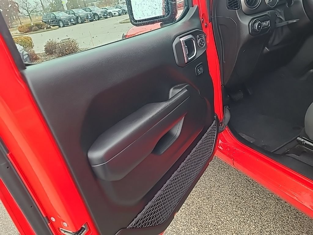 Used 2021 Jeep Wrangler Unlimited Sport AWD/4WD image 11