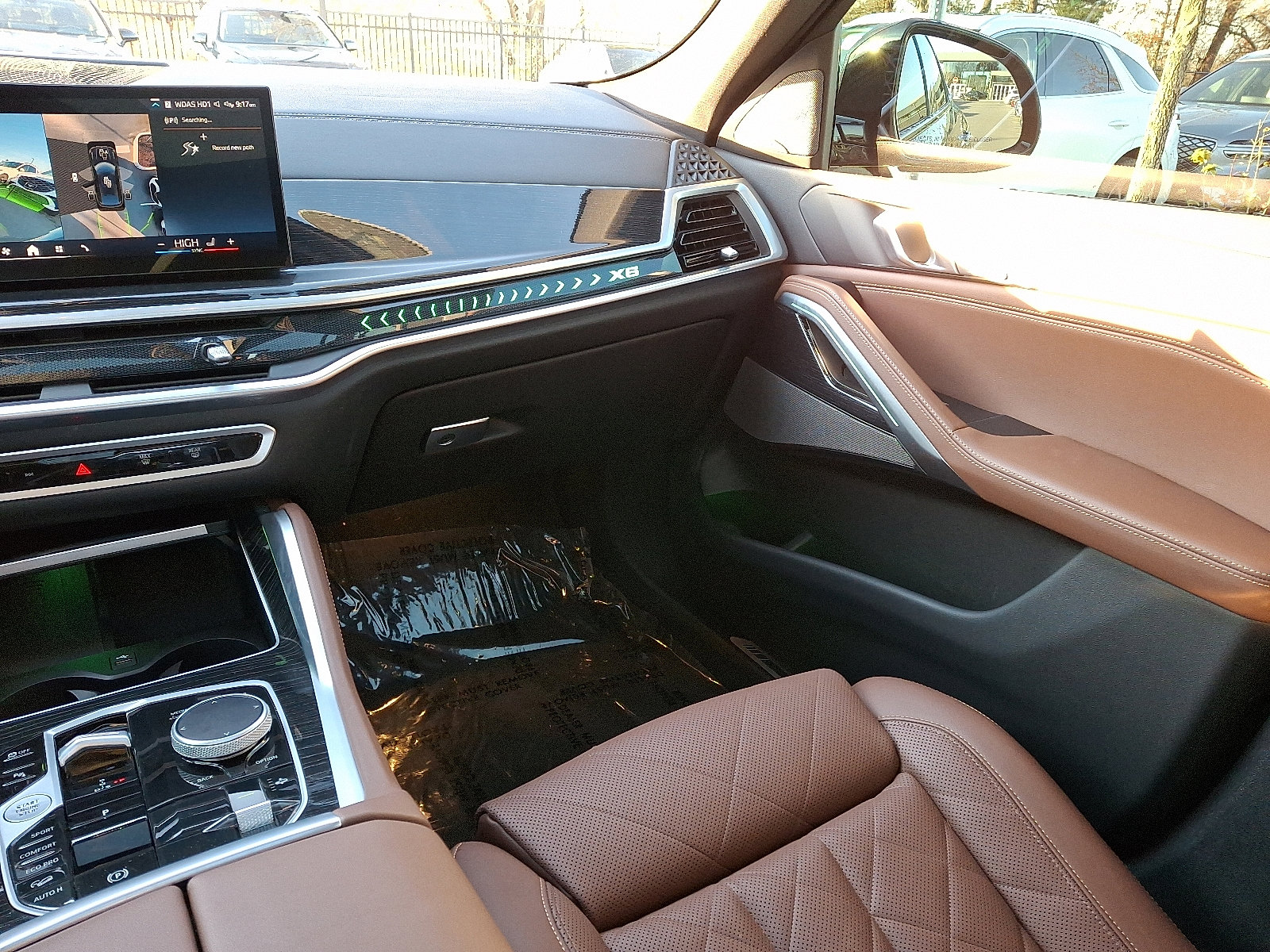 Used 2024 BMW X6 xDrive40i w/ Premium Package image 16