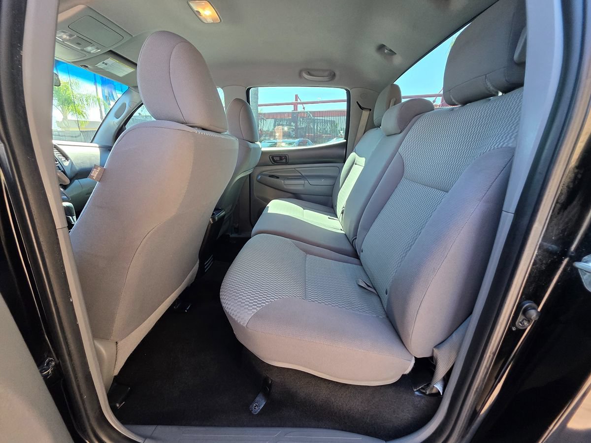 Used 2014 Toyota Tacoma 4x4 Double Cab image 22