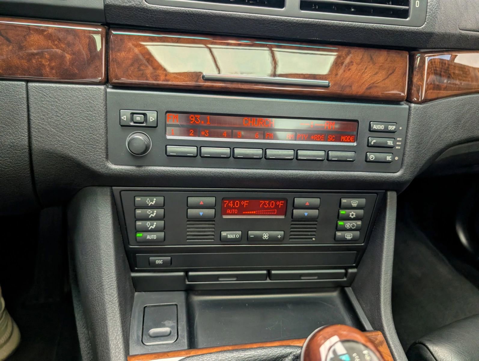 Used 2001 BMW 540i Sedan image 9