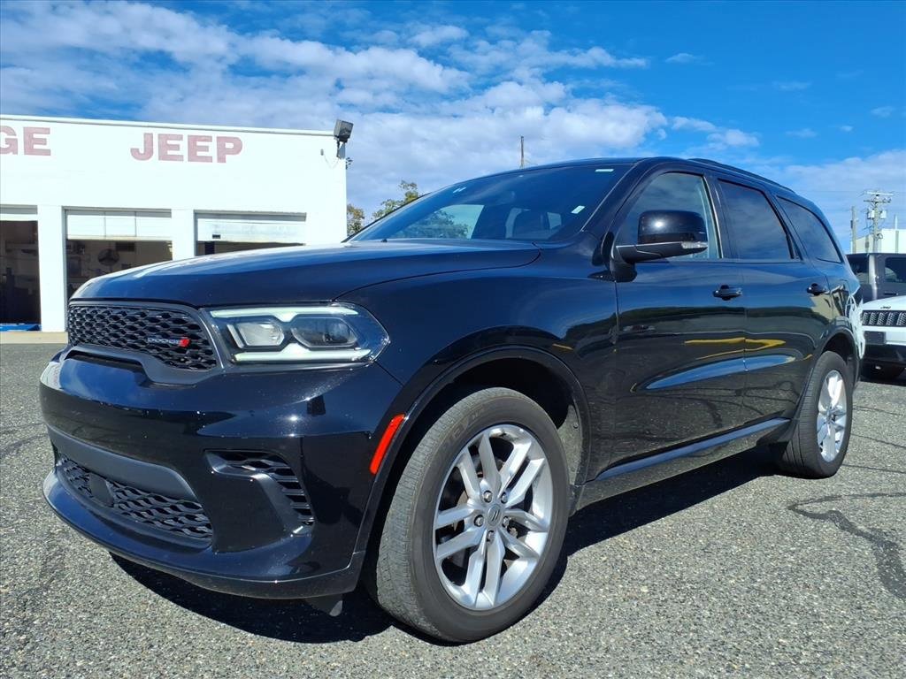 Used 2024 Dodge Durango GT image 3