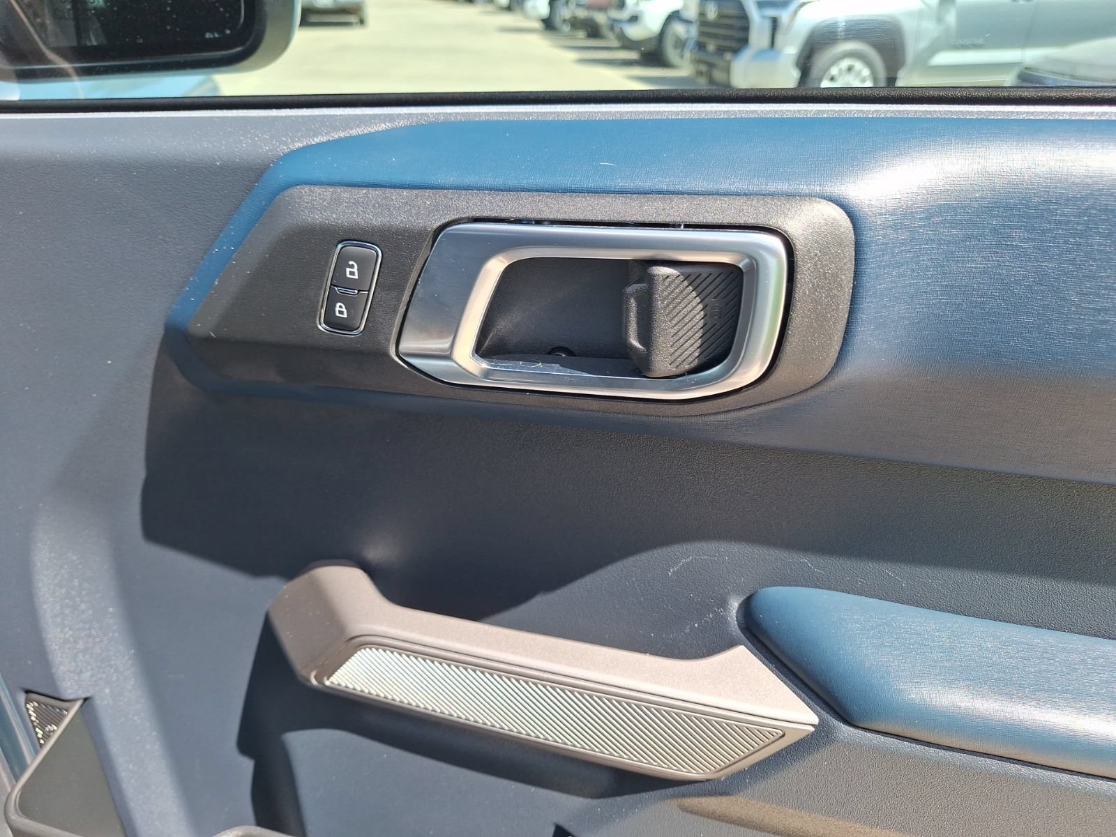 Used 2023 Ford Bronco Outer Banks AWD/4WD image 33