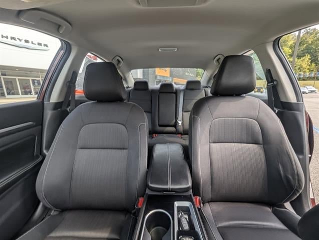 Used 2023 Nissan Altima 2.5 SV FWD image 24