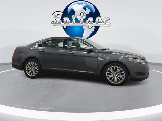 Used 2019 Ford Taurus Limited image 8