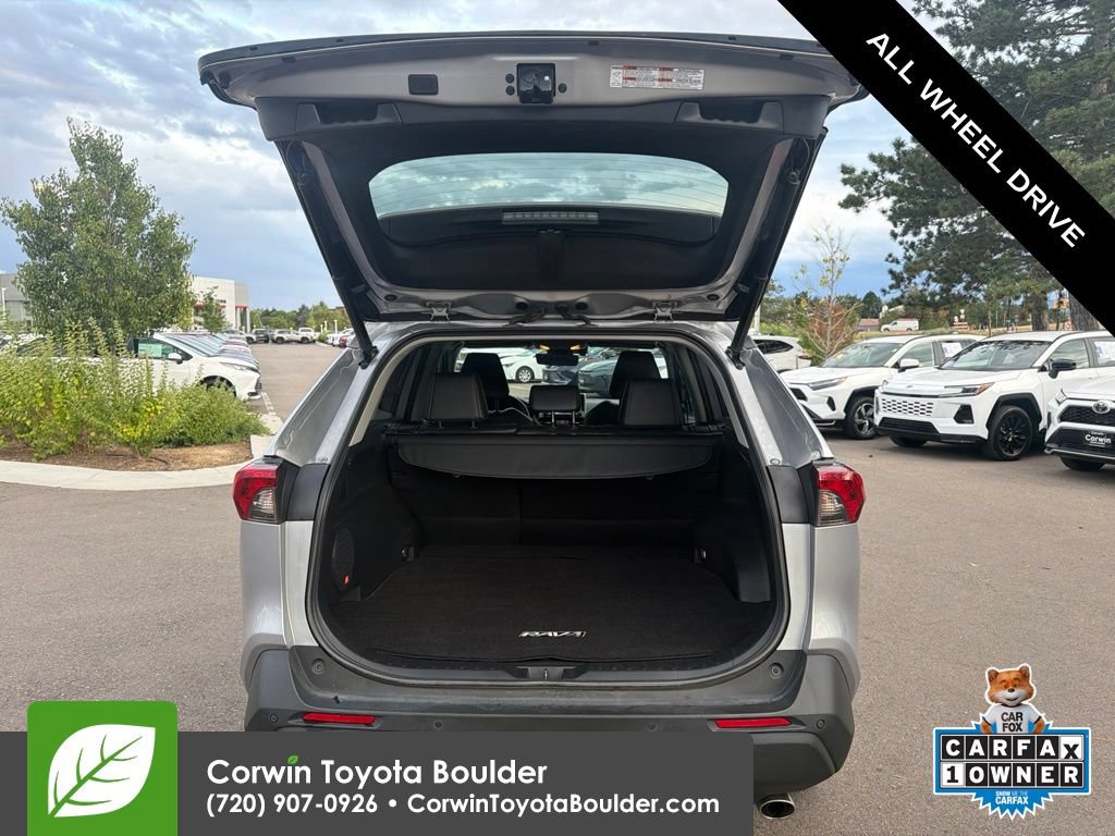 Used 2021 Toyota RAV4 XLE Premium AWD/4WD image 17