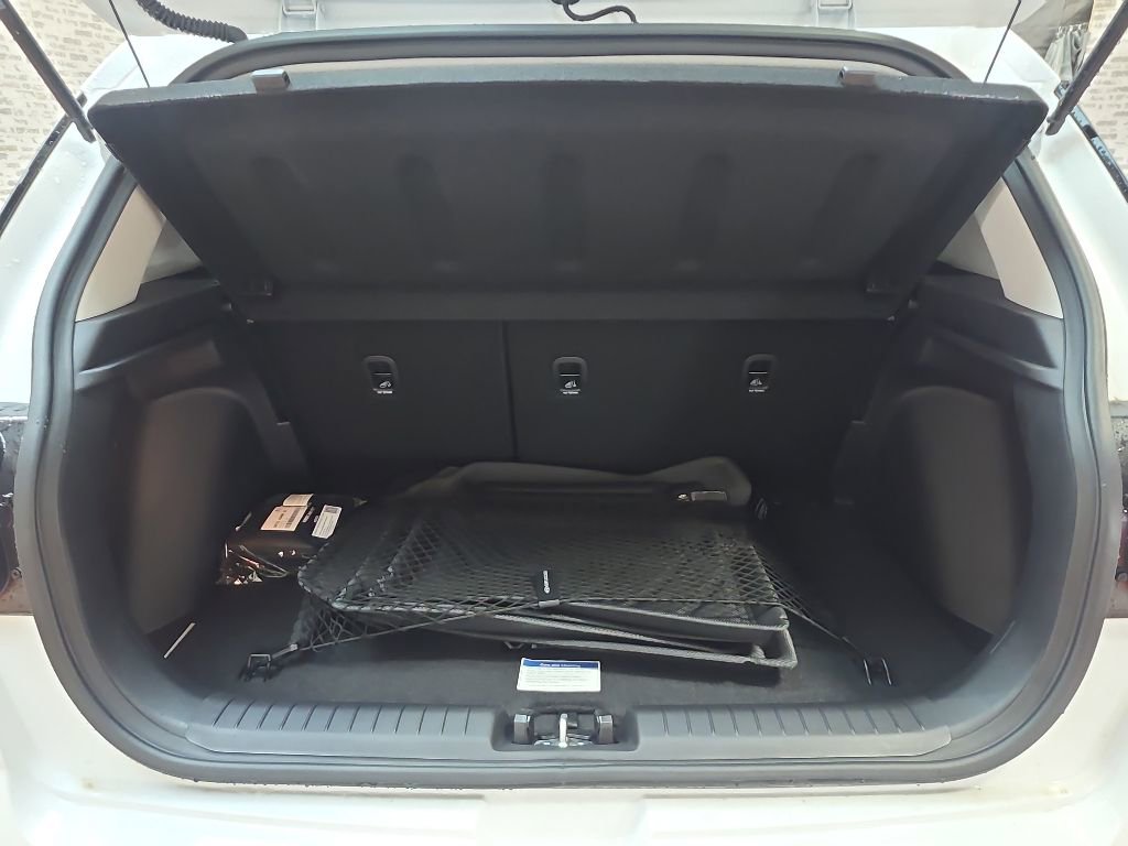 Used 2026 Hyundai Venue SEL FWD image 12